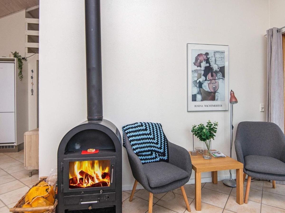 Three-Bedroom Holiday Home In Ulfborg 4 Thorsminde Exterior photo